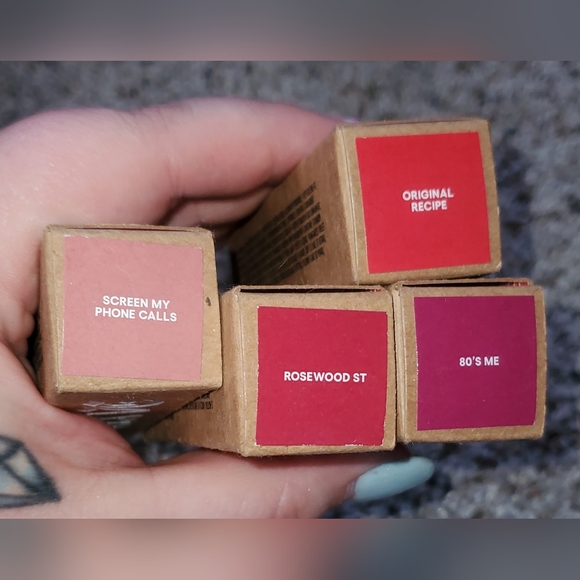 Gxve lipstick bundle - Picture 2 of 6